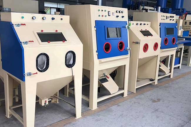 sand blasting chamber